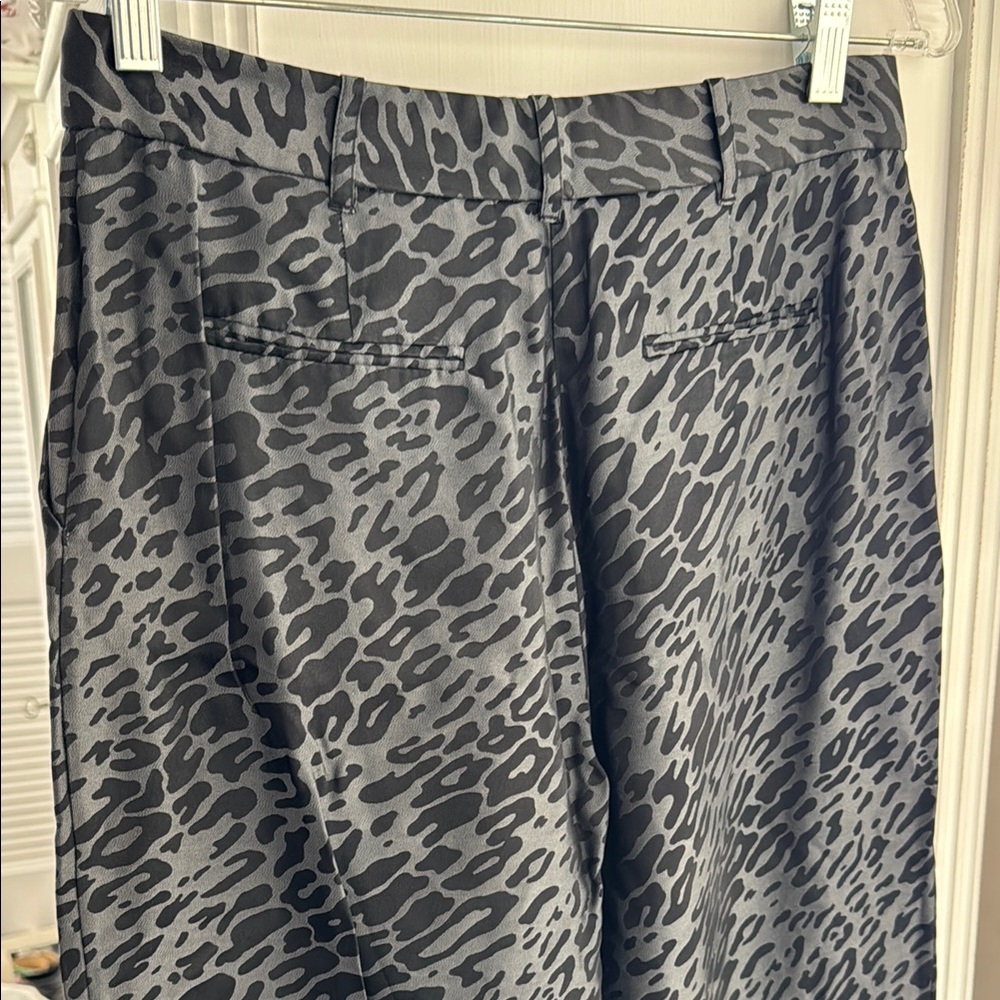 Equipment- Animal Print Flare Pants- sz. 4 - Picture 9 of 16